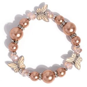 Elegant Pearl and Butterfly Bracelet